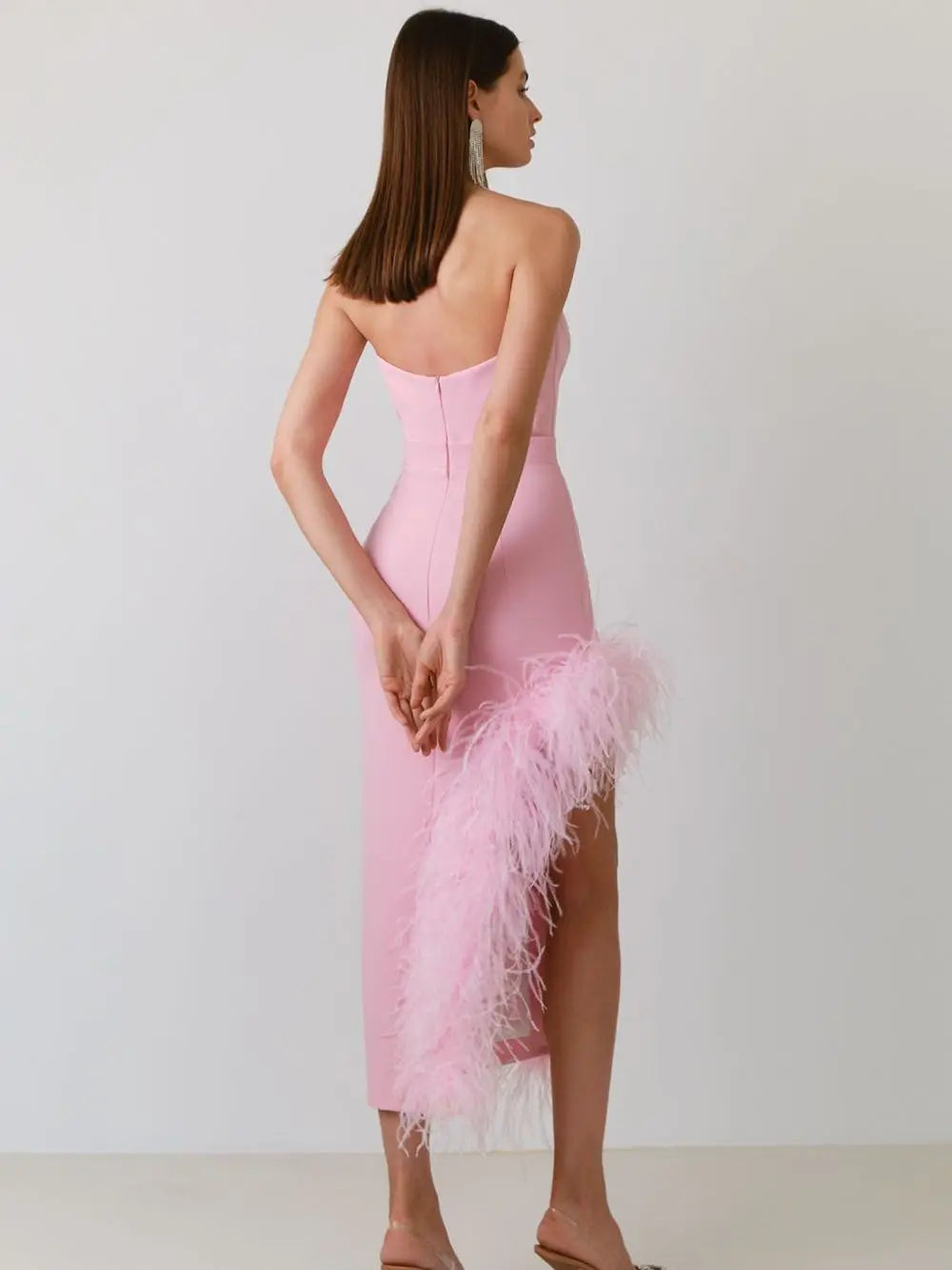 New Women Sexy Strapless Black White Feather Midi Bandage Dress 2026 Split Knitted Elegant Evening Bodycon Party Dress