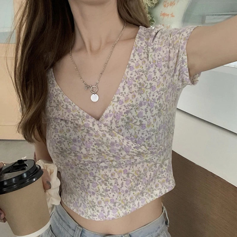 Summer Solid V Neck T Shirts Women Short Sleeve Short Tops Crop Tops Ladies Y2K Tops Tees Female Shirts White Pink
