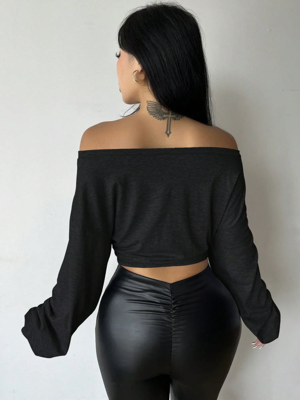 Women's Off-Shoulder One-Shoulder Collar Front-Tie Short Top