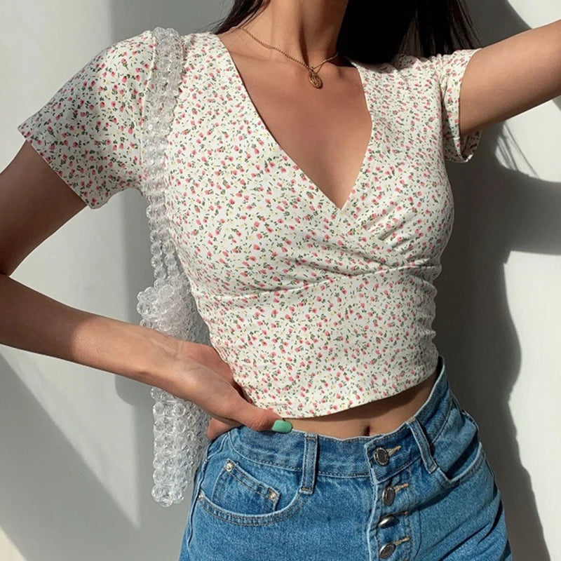 Summer Solid V Neck T Shirts Women Short Sleeve Short Tops Crop Tops Ladies Y2K Tops Tees Female Shirts White Pink